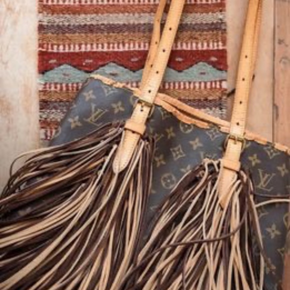 Vintage Louis Vuitton Boho Bag - Picture 3 of 8
